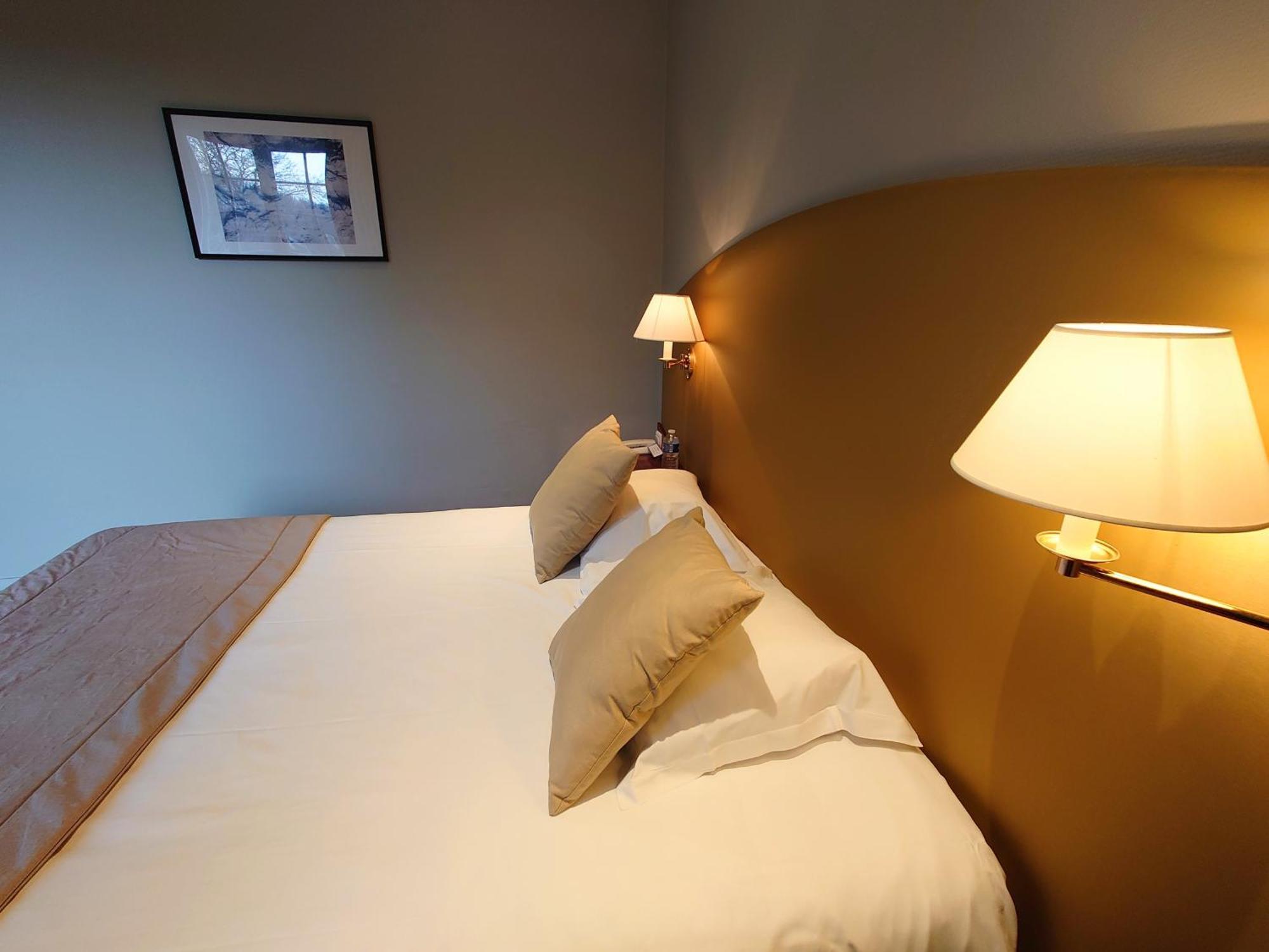 Hotel Le Continental Forges-les-Eaux Zimmer foto